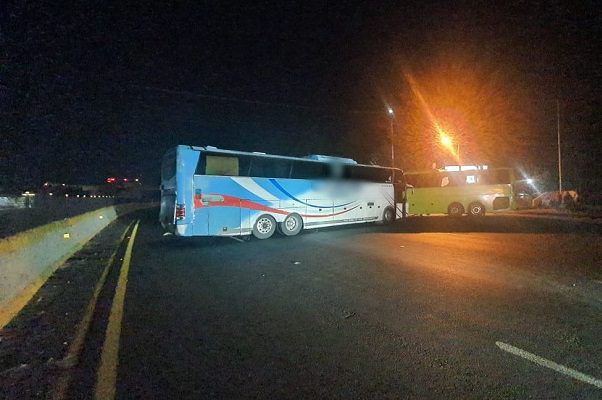 Comerciantes cerraron autopista México-Puebla en denuncian extorsiones de GN