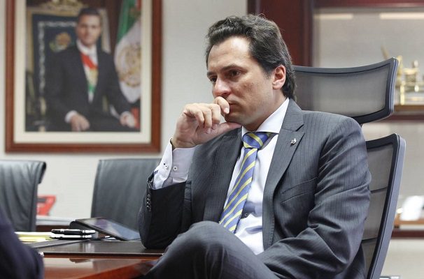 UIF denuncia 214 viajes lujosos de Lozoya al exterior en una década