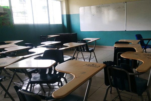 Inicia periodo vacacional para educación básica; clases se reanudan el 3 de enero