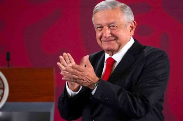 AMLO felicita a Gabriel Boric por su triunfo en elecciones de Chile