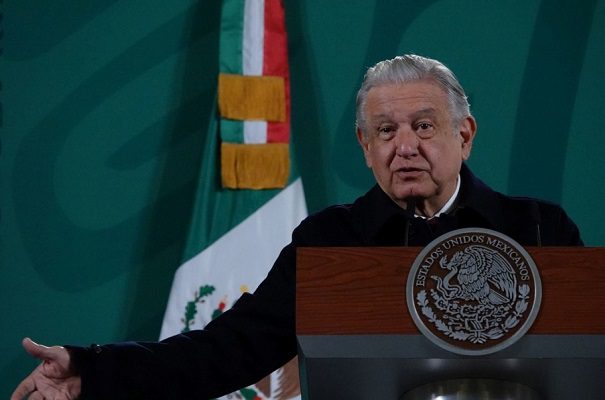 AMLO afirma que vivirá de pensión del ISSSTE tras salida en 2024