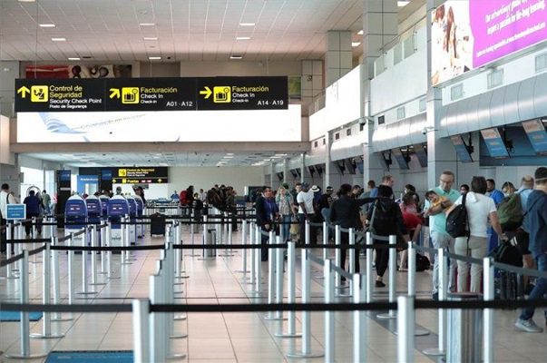 EE.UU. levantará restricciones de viaje a países de África impuestas por Ómicron