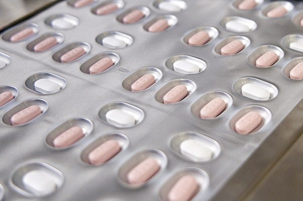 Israel autoriza el uso de la pastilla contra Covid-19 de Pfizer