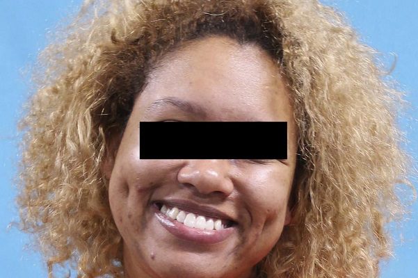 Mujer mata a su novio con una espada para "sacarle espíritus", en Missouri