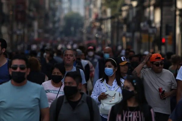 Con 42 contagios de Ómicron, López-Gatell asegura que contar casos no tiene sentido