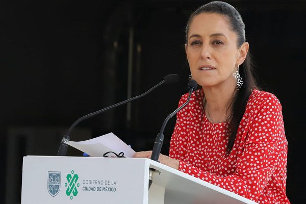 Sheinbaum se posiciona contra denuncia penal a consejeros del INE