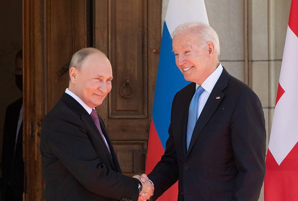 Ante la crisis ucraniana, Biden y Putin realizarán una llamada el jueves
