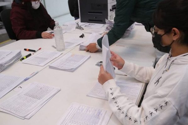 INE acepta "nuevas vías para explorar recursos para Revocación de mandato"