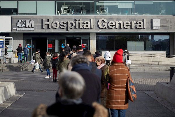 Por décimo día seguido, España registra récord diario de contagios