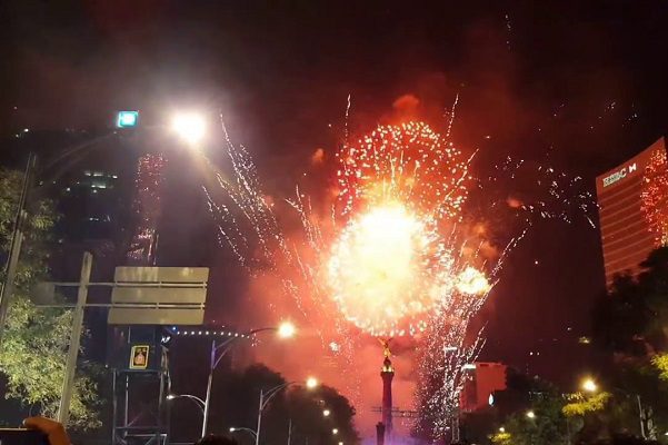 Gobierno CDMX piden no celebrar con pirotecnia para evitar contingencia ambiental