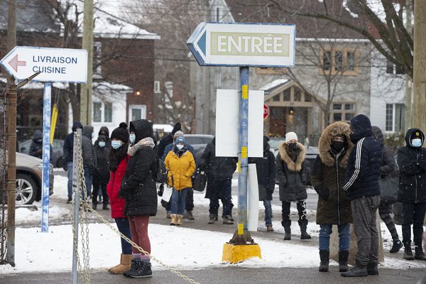 Canadá decreta toque de queda en Quebec por récord de contagios en un día