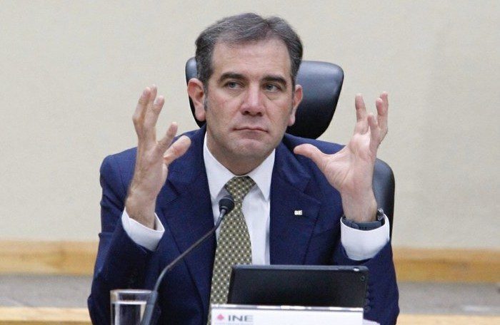 Morena va por juicio político de Córdova si se aplaza revocación de mandato