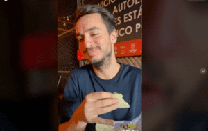 Extranjero llora al probar tacos mexicanos por primera vez, se viraliza #VIDEO