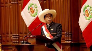 Pedro Castillo, presidente de Perú, evita juicio político de destitución