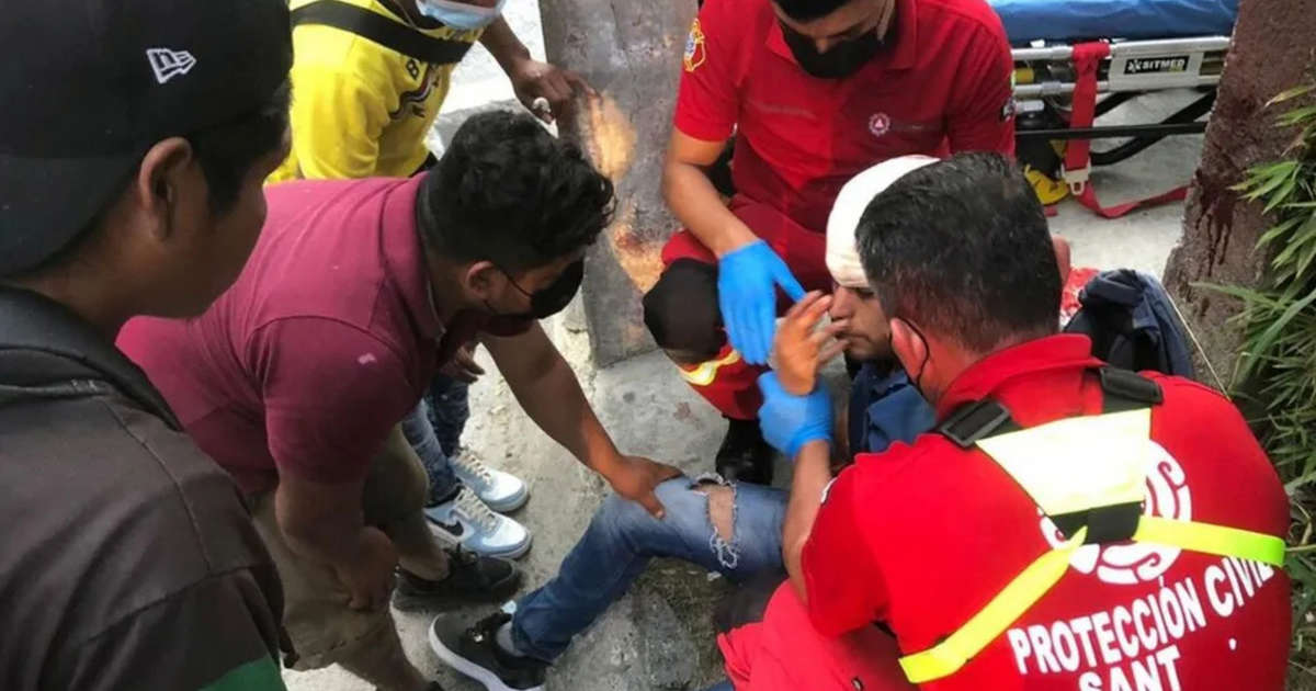 Pelea entre dos obreros en Monterrey