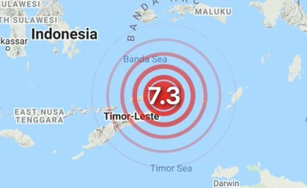 Terremoto de 7.3 en Indonesia