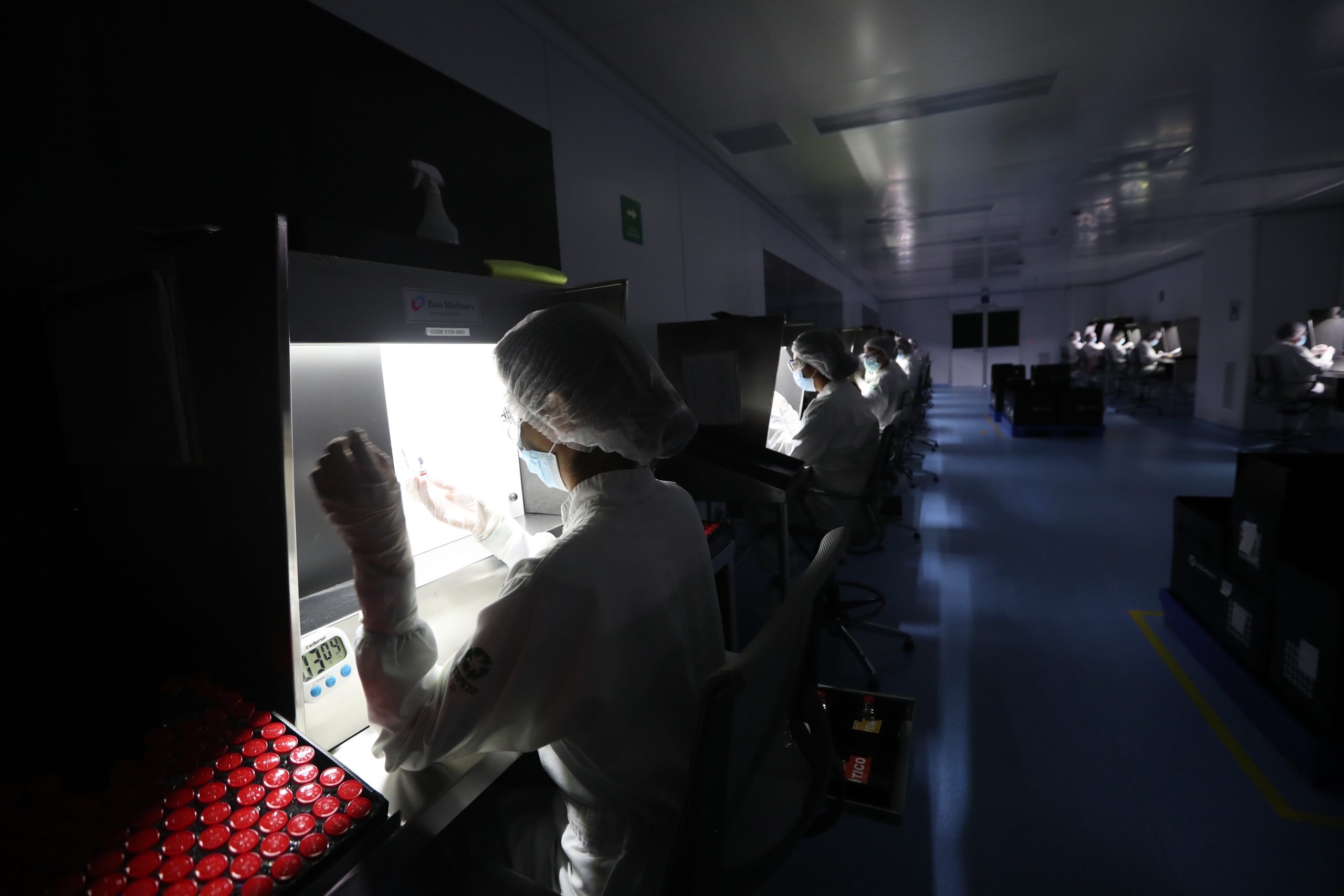 AstraZeneca espera aprobación de medicamento anti COVID en México