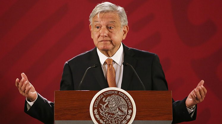 INE ordena a AMLO no promover revocación de mandato