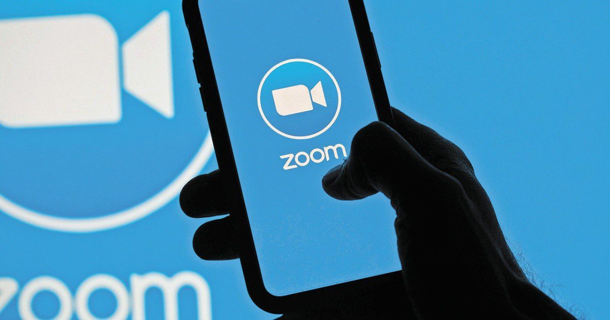 “Si estás en esta llamada, estás despedido”; empresa despide a 800 empleados por Zoom