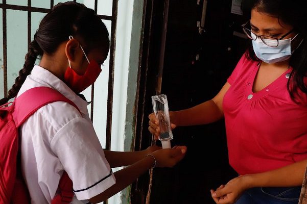 Pese a incremento de contagios, SEP hace un llamado al regreso a clases presenciales