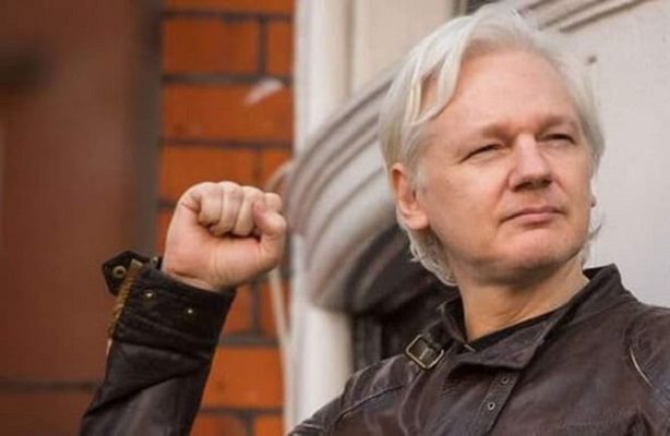 Ebrard descarta que posible asilo para Julian Assange sea inmediato