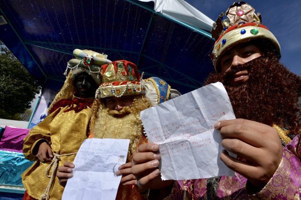 Metro CDMX brindará facilidades de acceso a los Reyes Magos para llevar regalos