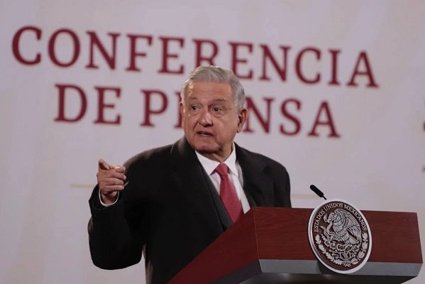 AMLO anuncia paquete de inversión impulsado por Gobierno y CCE