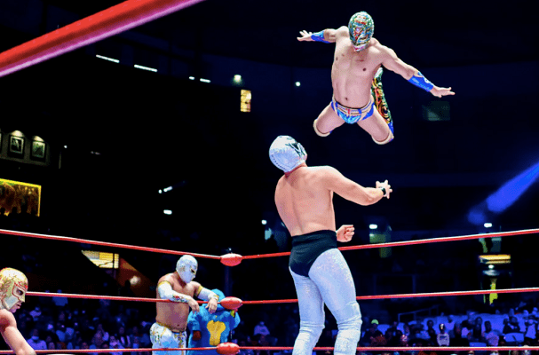 Ante incremento de contagios, CMLL pospone luchas