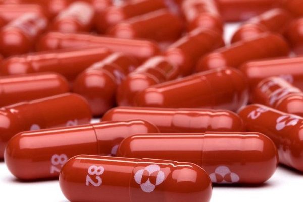 AMLO prevé pronta aprobación de pastilla de Merck contra Covid-19