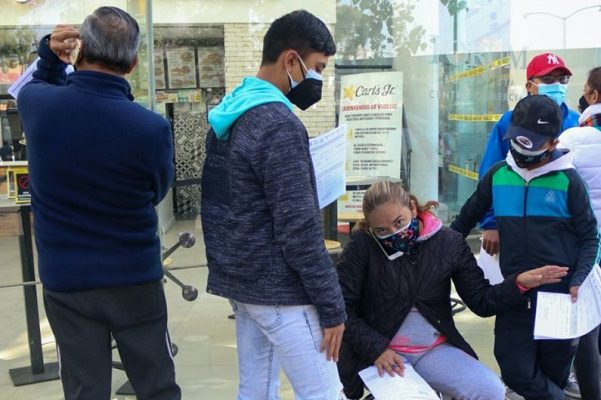 Con contagios a la alza, Sheinbaum insiste en que no cerrarán actividades