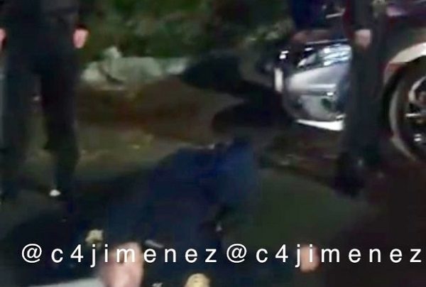 Policía dispara a conductor que lo embestido con su automóvil, en la Benito Juárez
