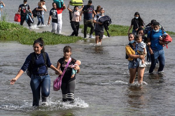 México impone visa a venezolanos ante crisis migratorio hacia EE.UU.