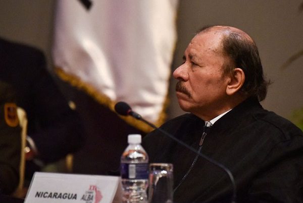 Gobierno de México recula, no enviará representación a investidura de Ortega