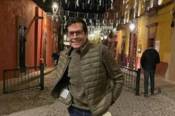 El conductor Juan José Origel da positivo a Covid-19
