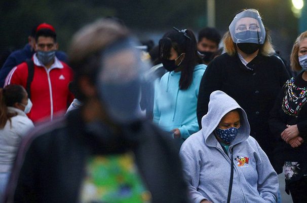 Restaurantes, plazas, gimnasios y comercios de SLP reducen aforo al 50%