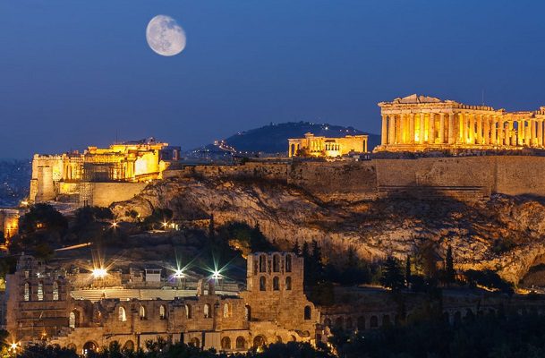 Investigan a responsables de realizar escena de sexo gay en la Acrópolis