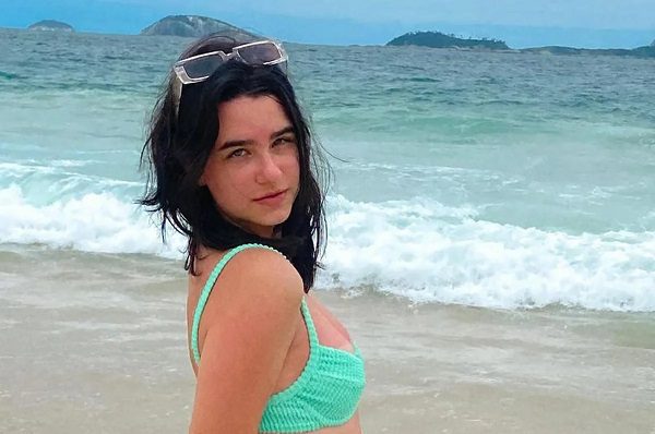 Modelo brasileña de tan solo 18 años muere por Covid-19