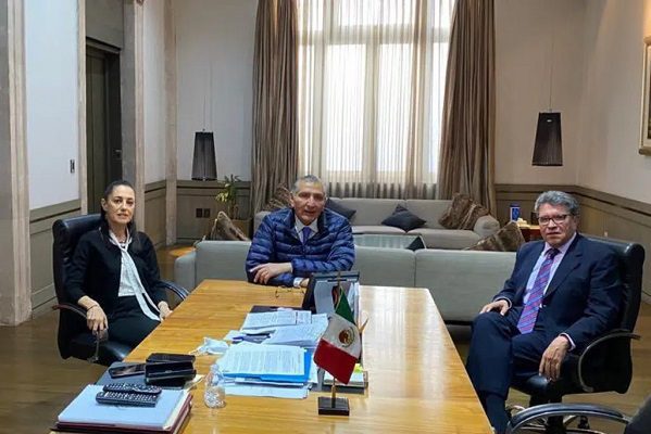 Adán Augusto aclara que solo charló con Monreal sobre José Manuel del Río