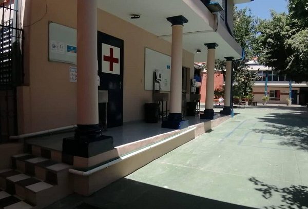 Colegios privados acuerdan no solicitar pruebas COVID-19