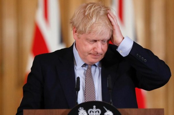 Boris Johnson pide perdón por violar confinamiento en fiesta de jardín