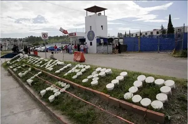 Abandonan en la basura el cuerpo de un bebé de 3 meses en penal de Puebla