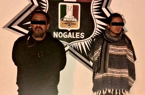 Detienen a 'chamanes' por muerte de mujer en ritual con veneno de rana, en Sonora