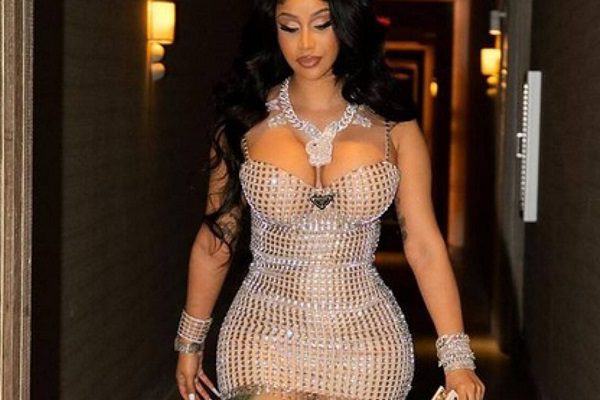 Cardi B pagará los gastos de víctimas que murieron en incendio del Bronx