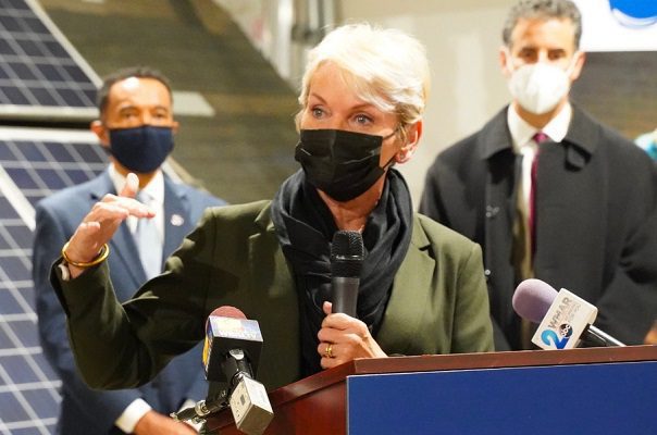 Arriba a México la secretaria de Energía de Estados Unidos