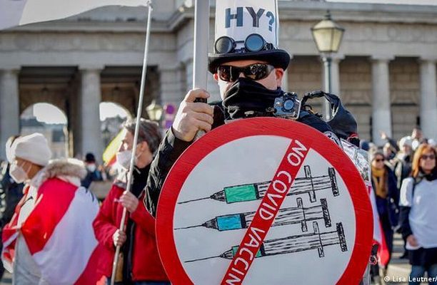 Austria impone vacunación obligatoria contra Covid-19 a mayores de 18 años