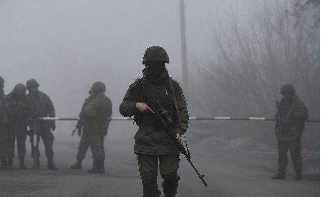 Canadá ordena la salida de los familiares de sus diplomáticos de Ucrania