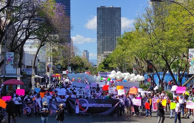 Amigos y familiares marchan a favor de la liberación de Del Río Virgen