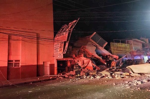 Explosión de gas LP en vivienda de Puebla deja 15 lesionados y un muerto