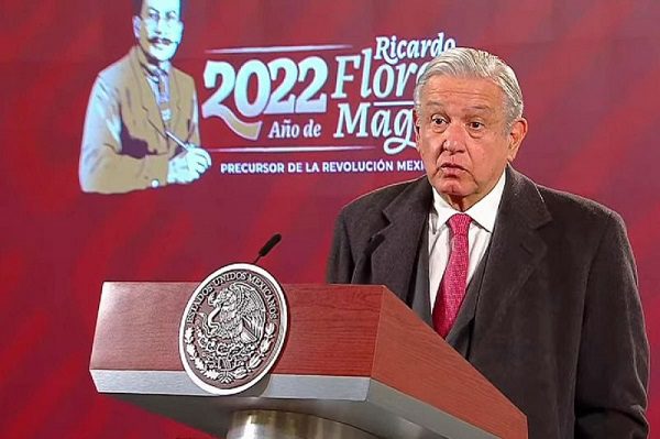 AMLO anuncia gira por todo México para informar sobre la Reforma eléctrica