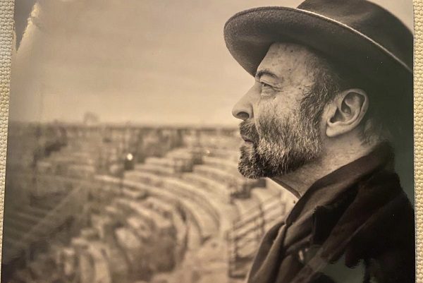 Fotógrafo de París muere congelado tras caer y durar 9 horas tirado en la calle